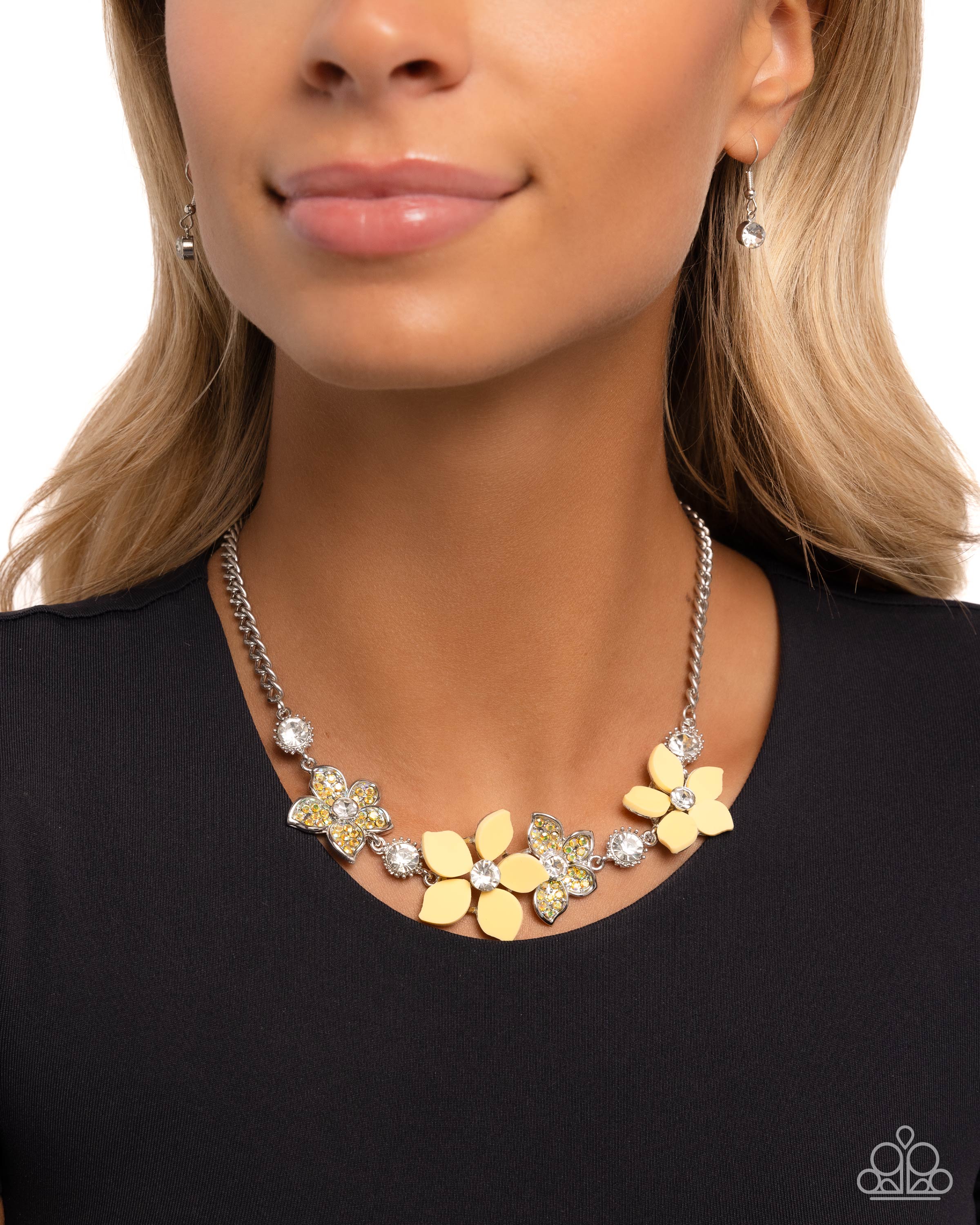Bouquet Ballad - yellow - Paparazzi necklace – JewelryBlingThing