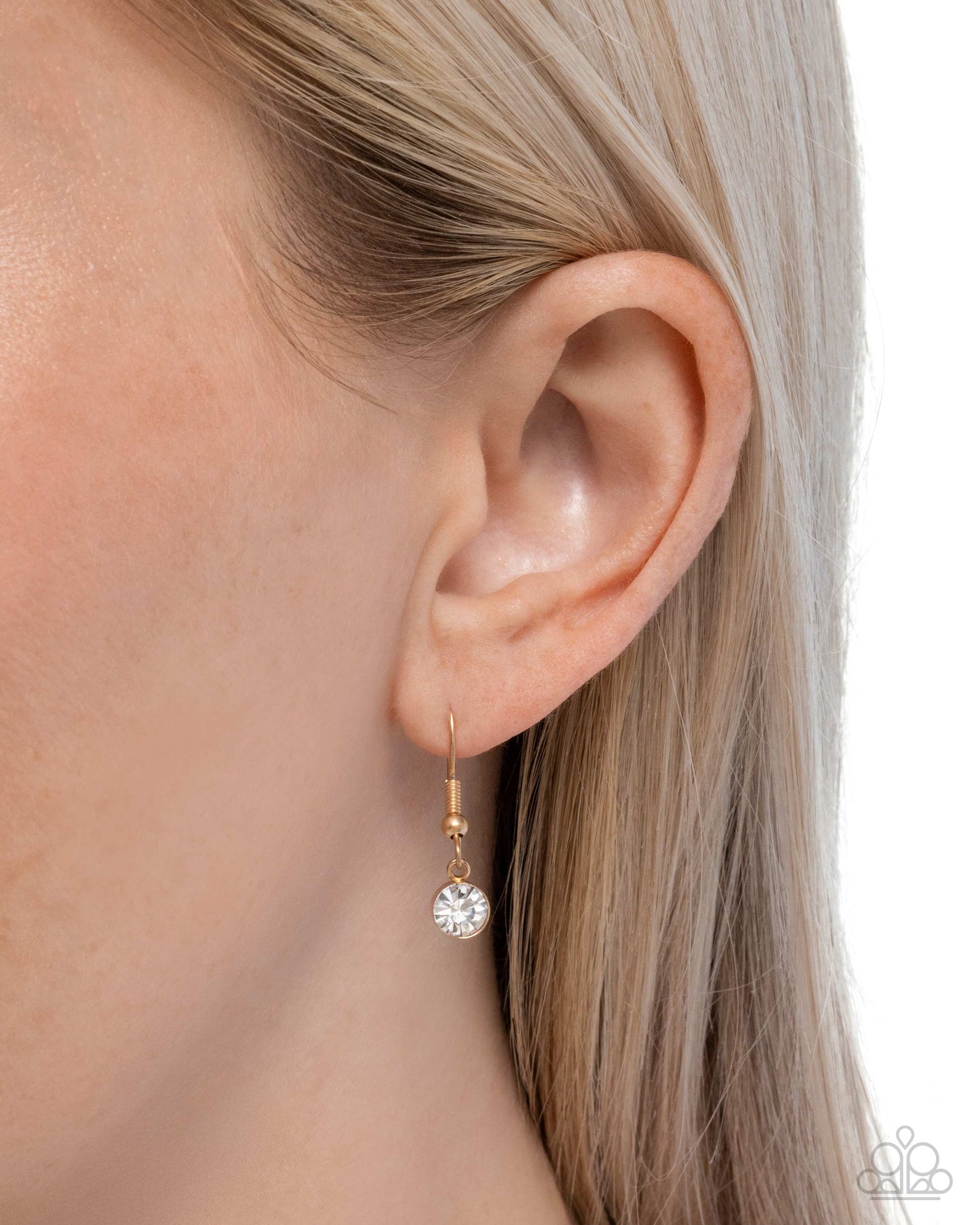 Bouquet Beacon - gold - Paparazzi necklace