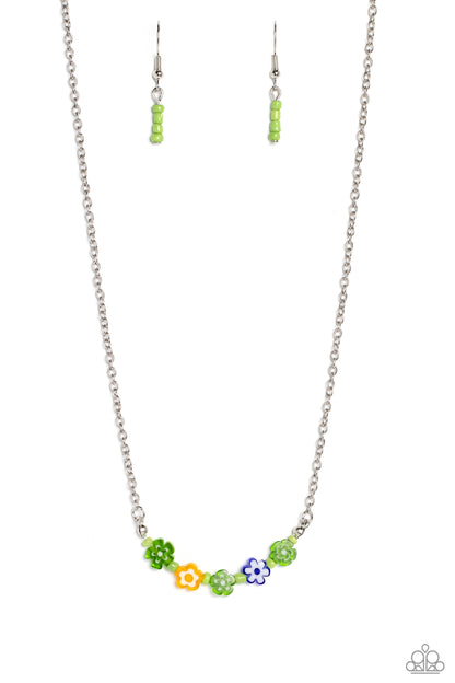 BOUQUET We Go - green - Paparazzi necklace