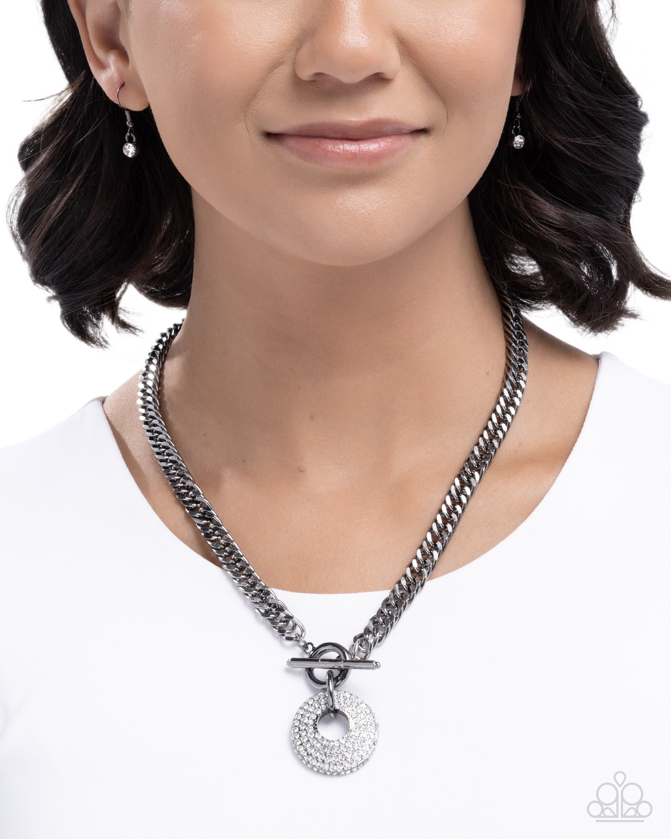 Breathlessly Bold - black - Paparazzi necklace – JewelryBlingThing