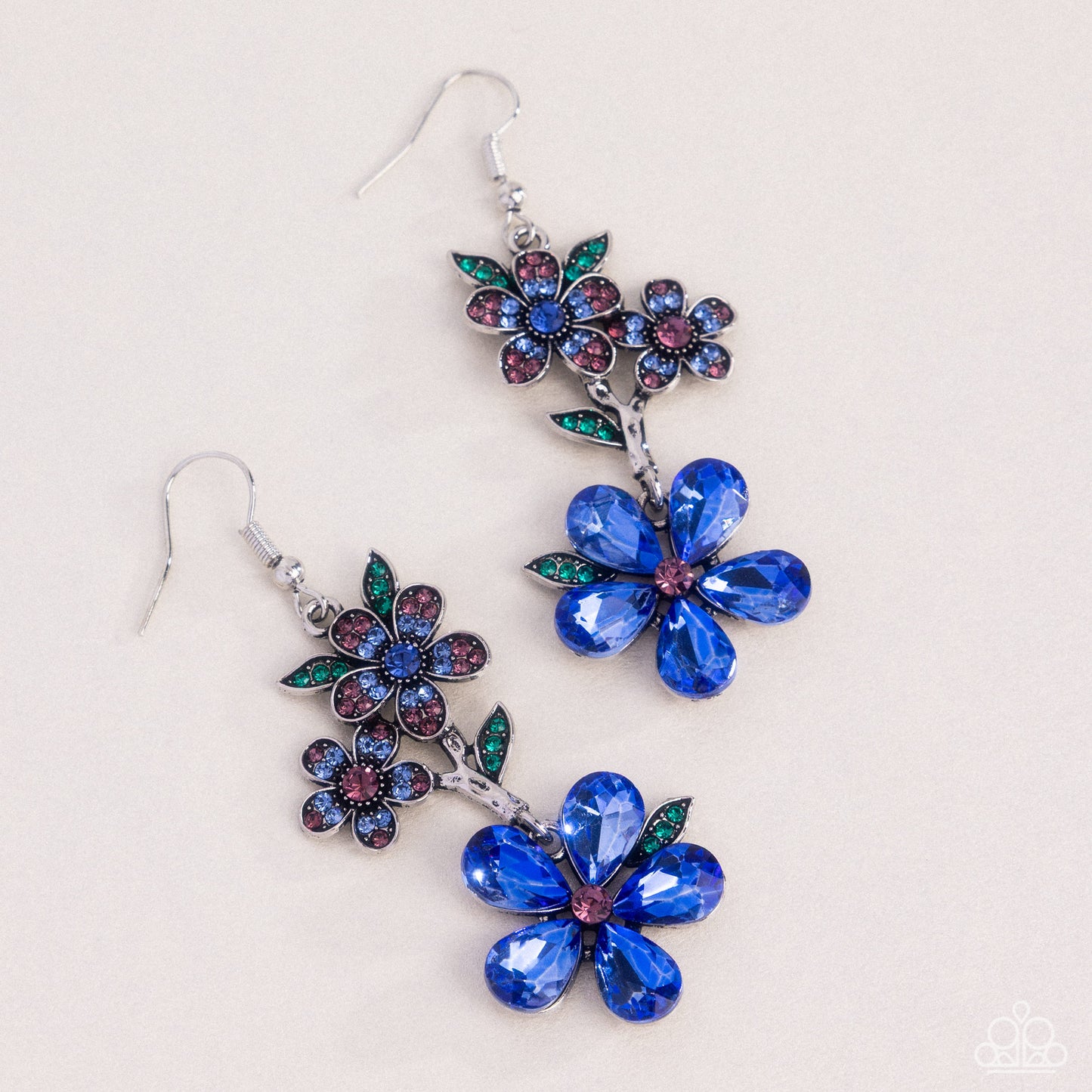 Breathtaking Bloom - blue - Paparazzi earrings