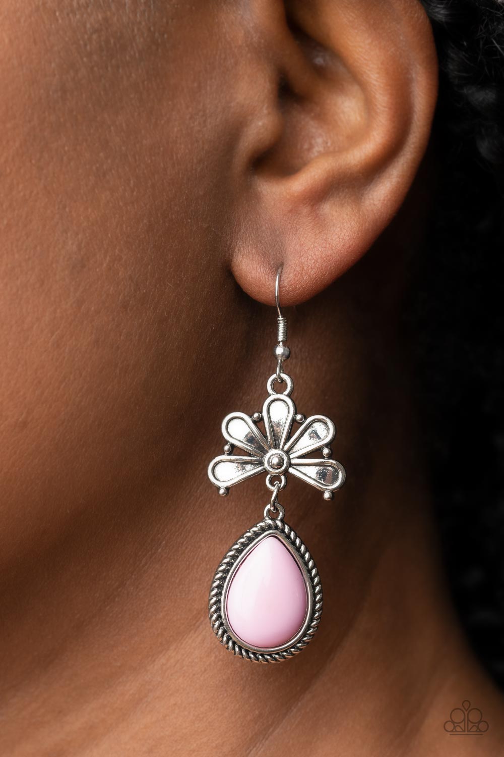 Brightly Blooming - pink - Paparazzi earrings