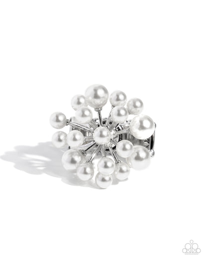 Bubbly Beau - white - Paparazzi ring