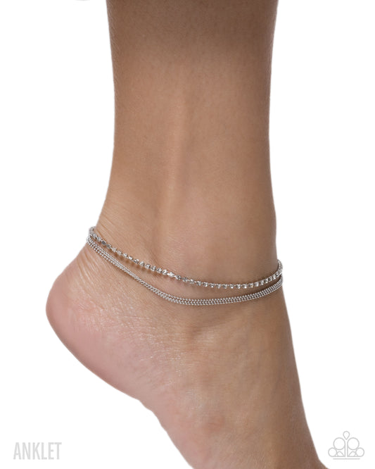 Building My Style - white - Paparazzi anklet