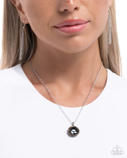Building a Nest - blue - Paparazzi necklace