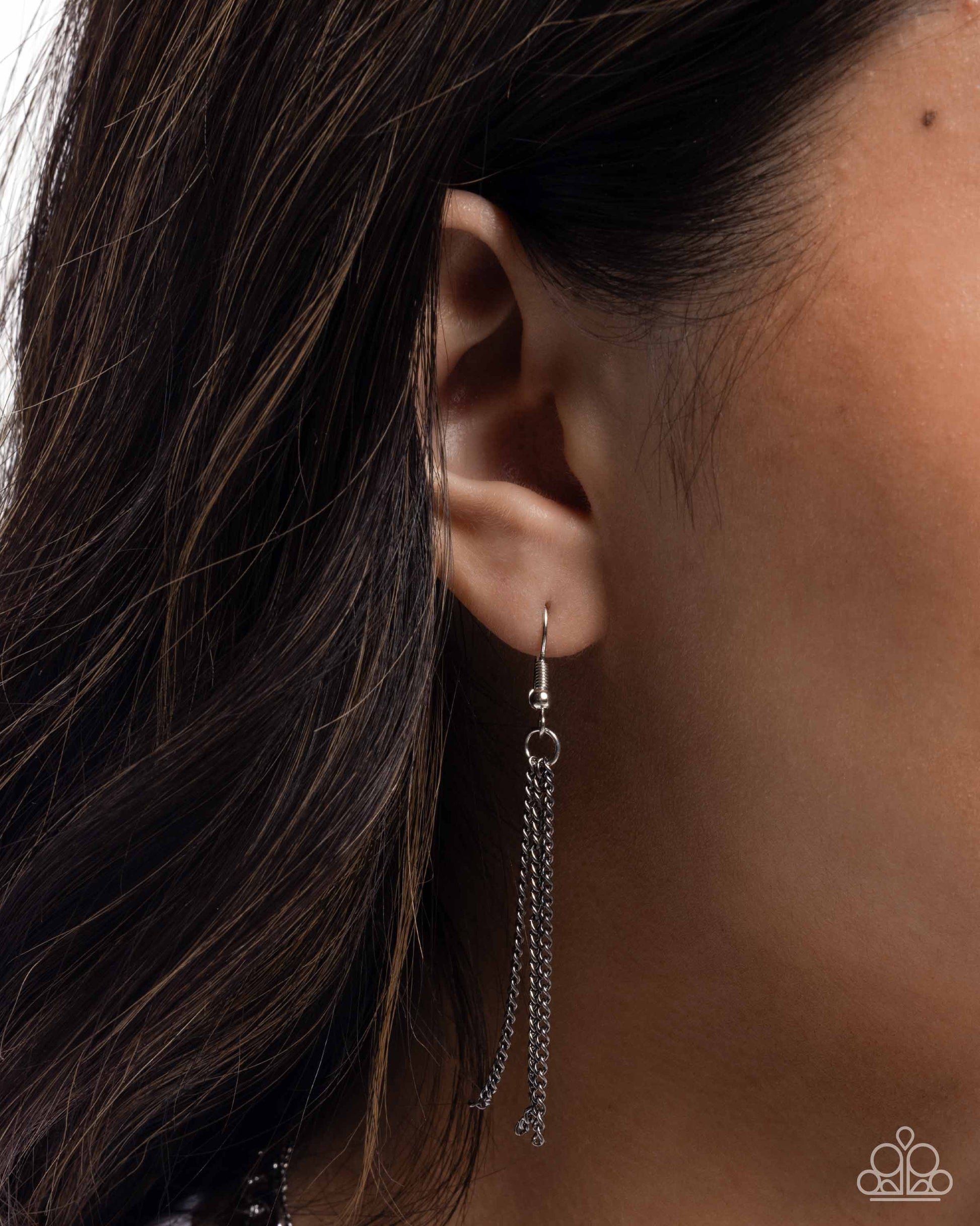 CHAIN-ge of Heart - silver - Paparazzi necklace