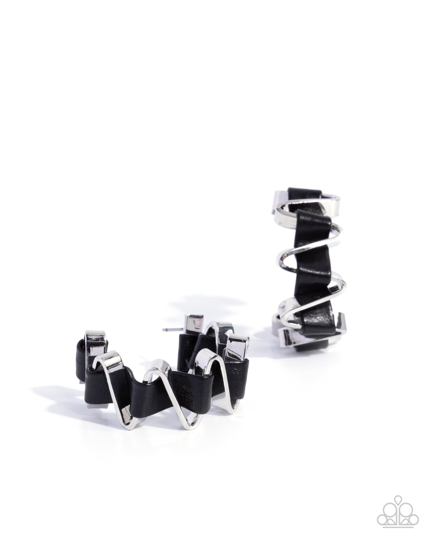 Captivating Corkscrew - black - Paparazzi earrings