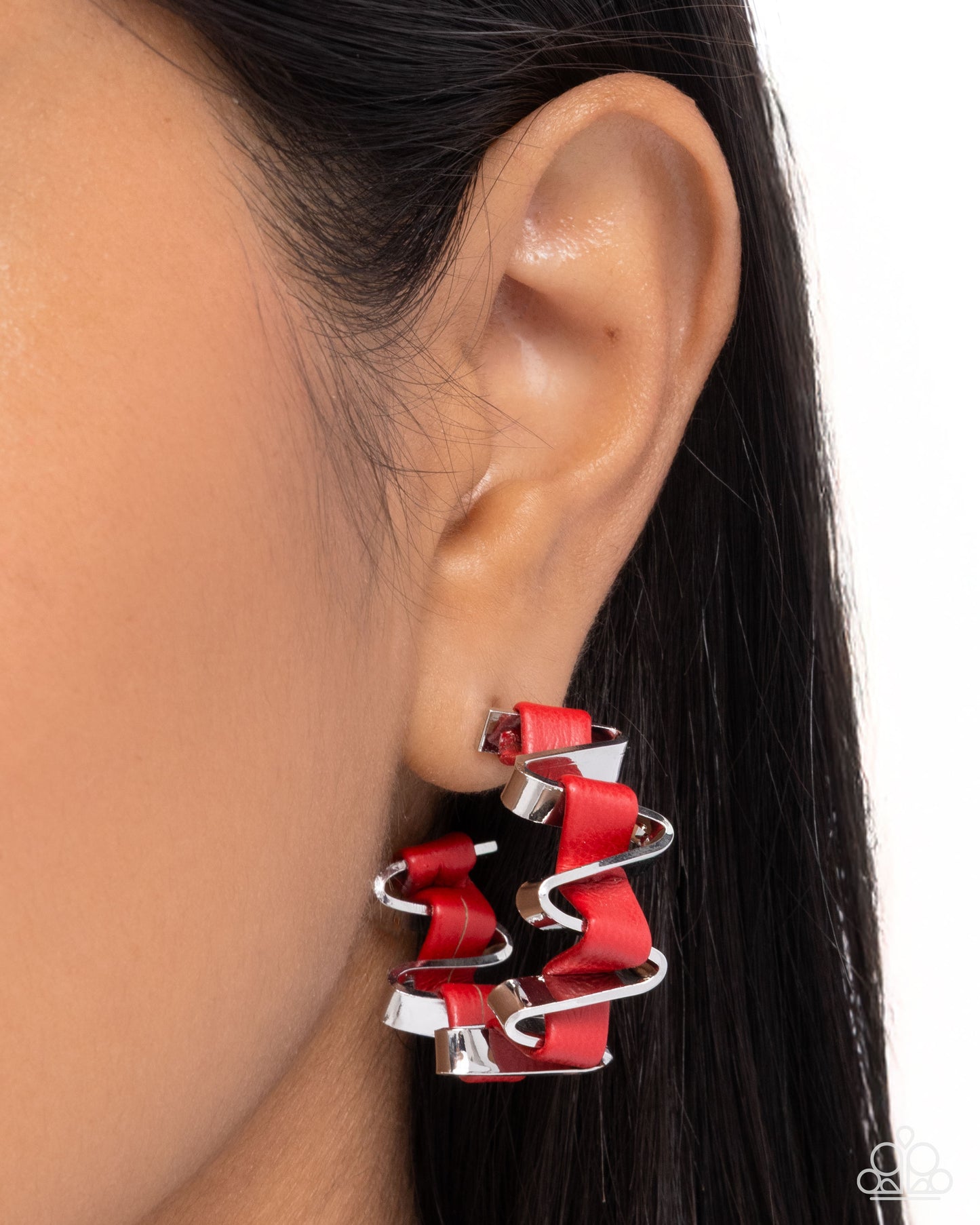 Captivating Corkscrew - red - Paparazzi earrings