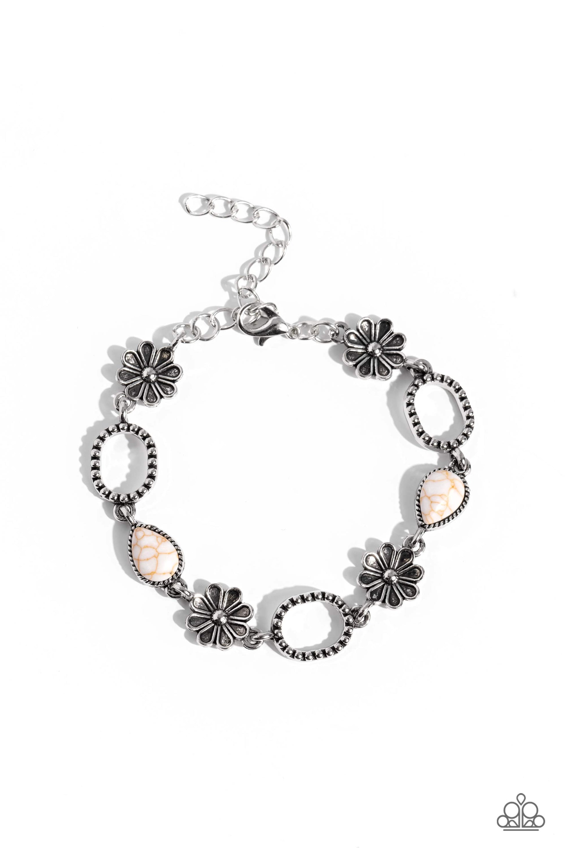 Casablanca Craze - white - Paparazzi bracelet
