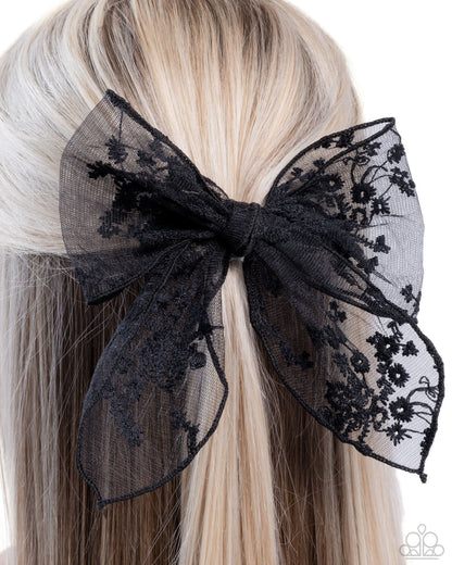 Catwalk Chic - black - Paparazzi hair clip