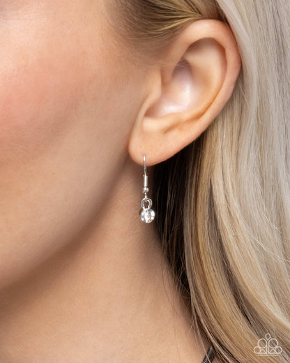 Celestial Catwalk - black - Paparazzi necklace