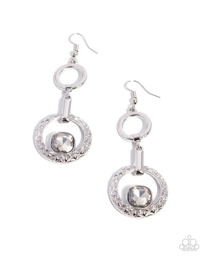 Center Cascade - silver - Paparazzi earrings