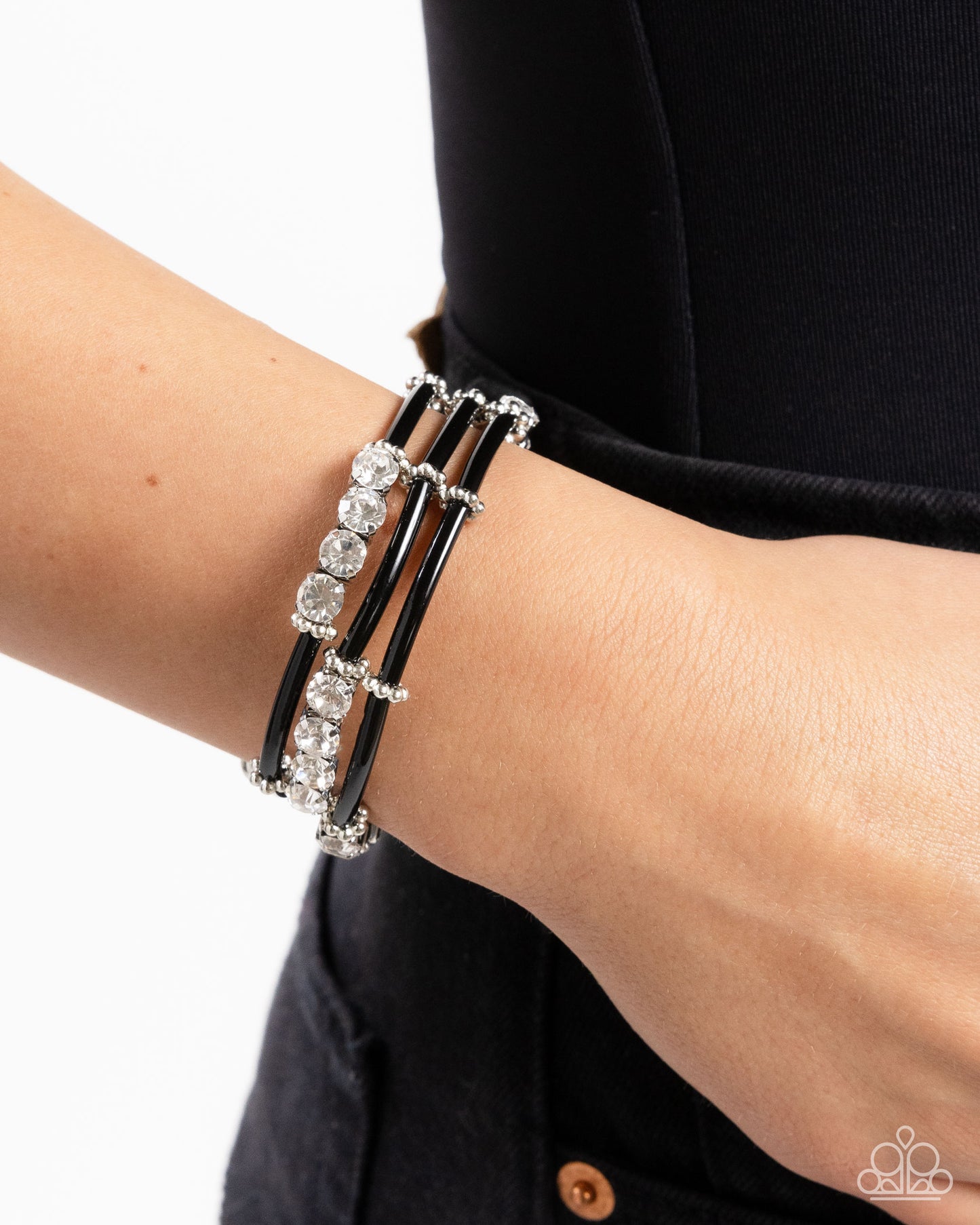 Certainly Coiled - black - Paparazzi bracelet