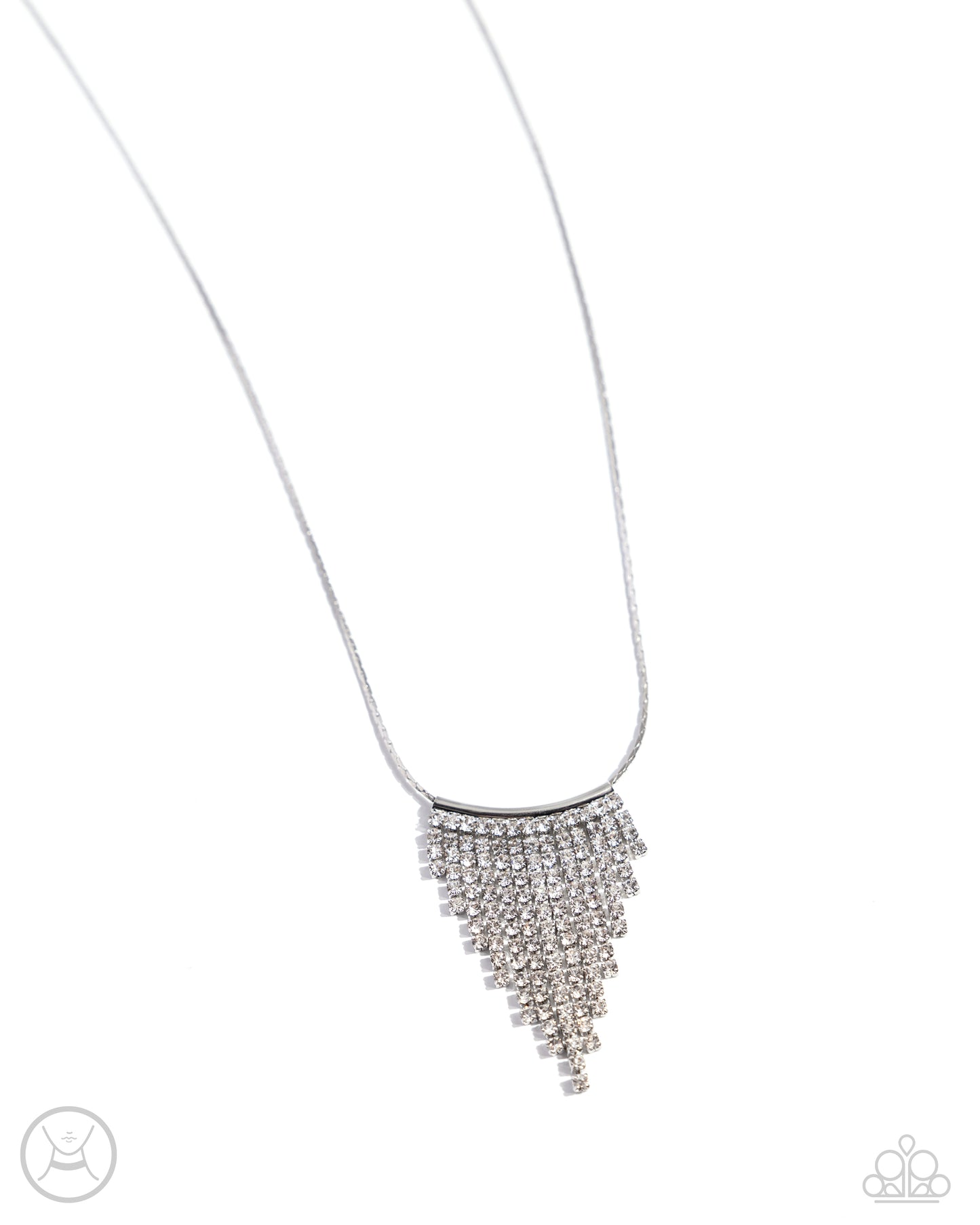 Chandelier Cadenza - white - Paparazzi necklace