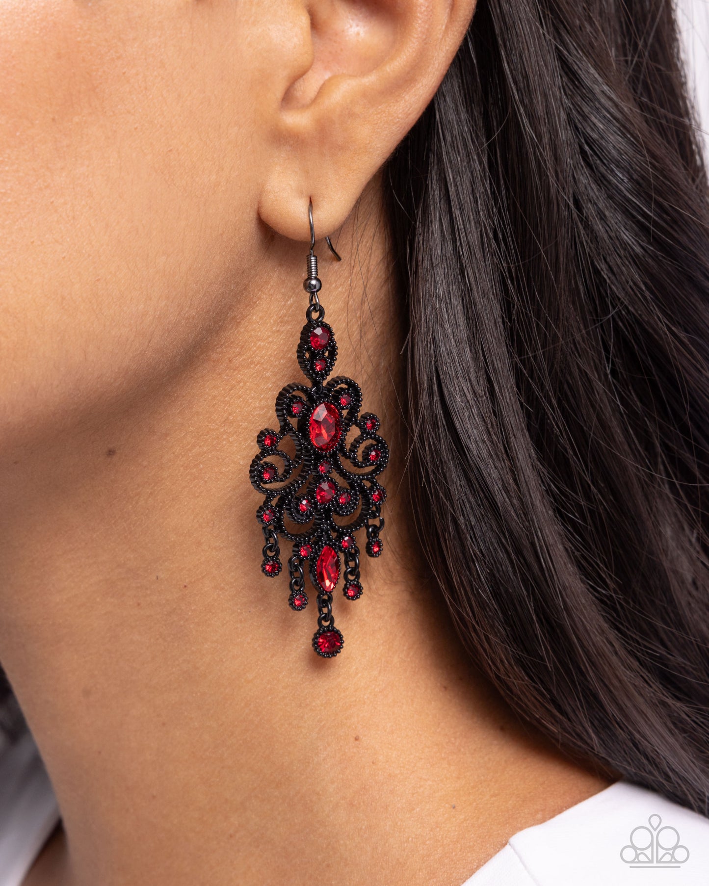 Chandelier Celebration - red - Paparazzi earrings