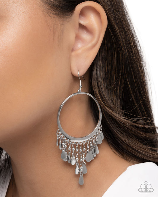 Chandelier Change - silver - Paparazzi earrings