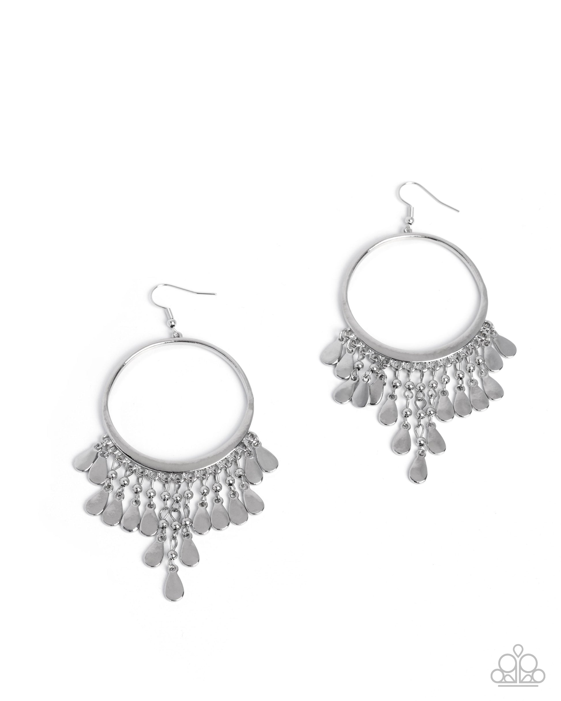Chandelier Change - silver - Paparazzi earrings