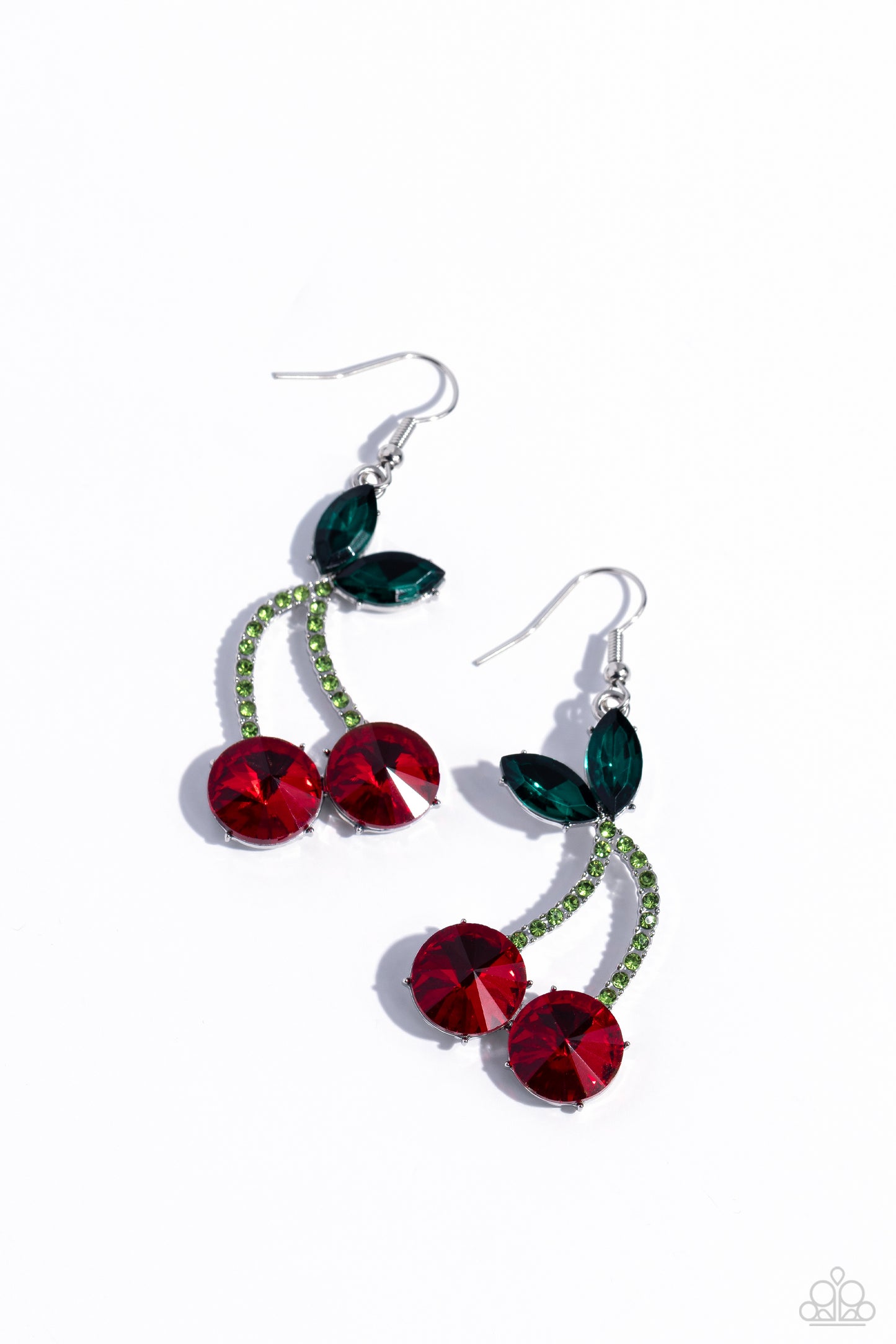 Cherry Cameo - red - Paparazzi earrings