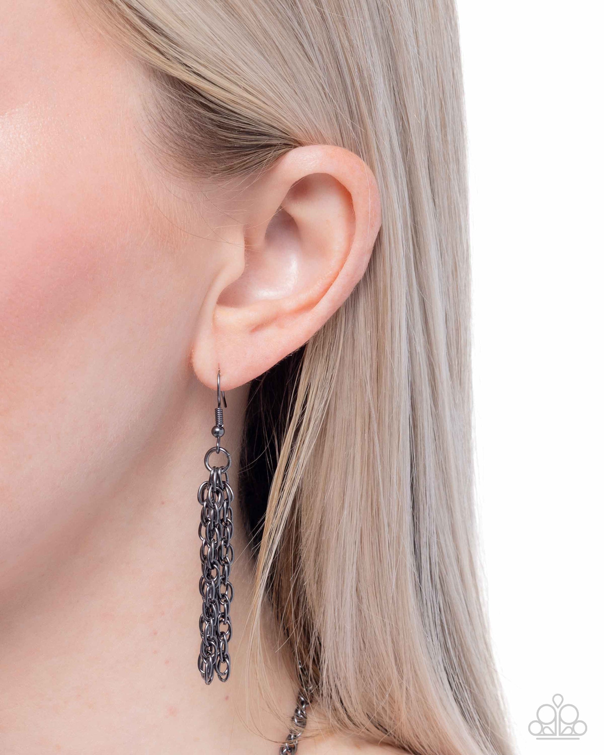 Chic Concert - black - Paparazzi necklace