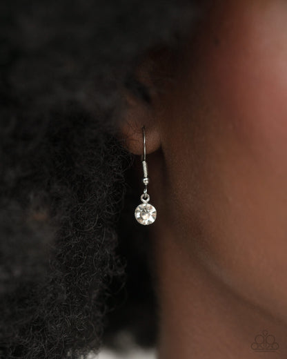 Chic Connection - silver - Paparazzi necklace