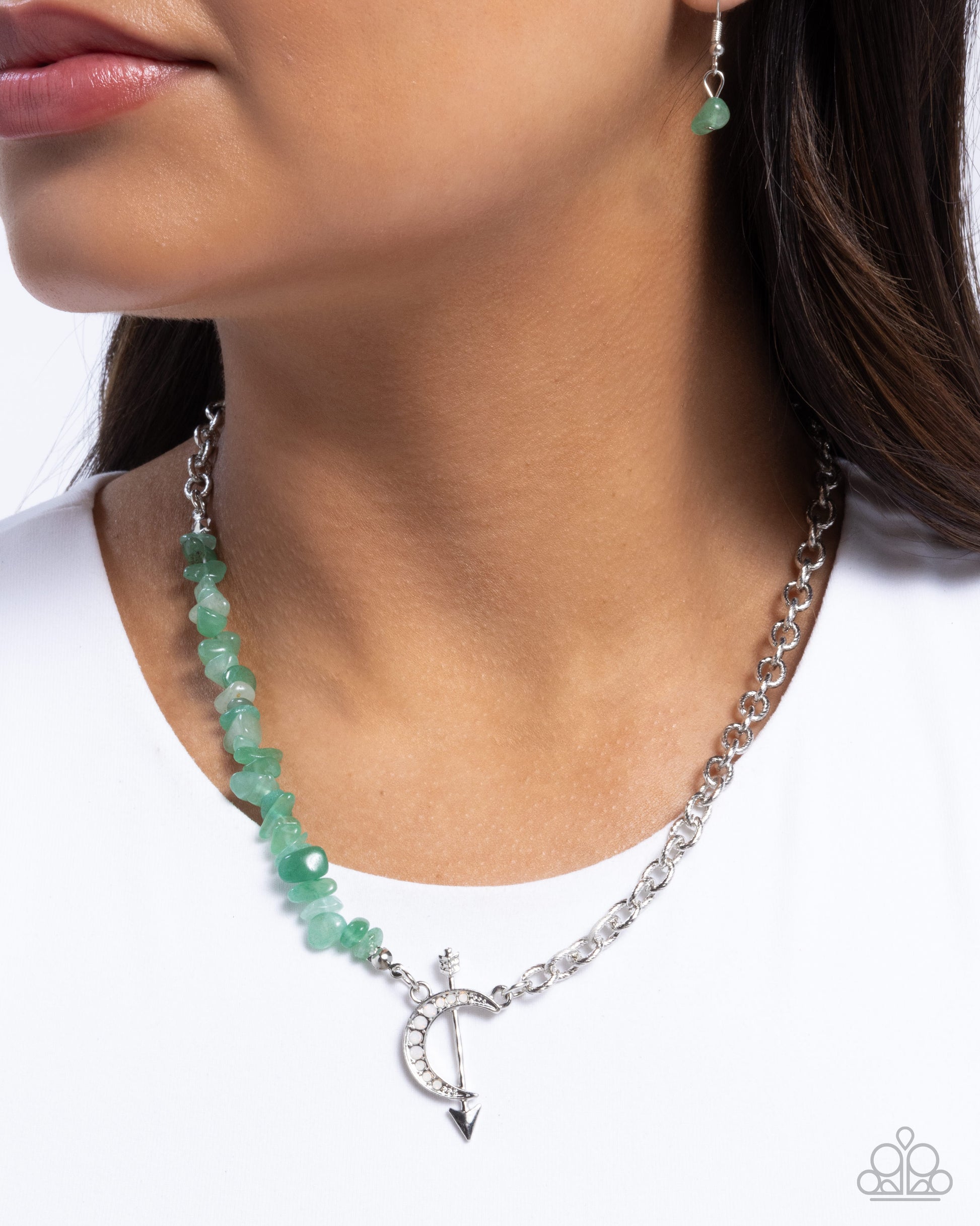 Chiseled Confidence - green - Paparazzi necklace