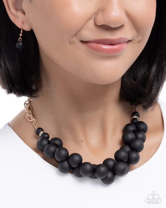 Clustered Court - black - Paparazzi necklace