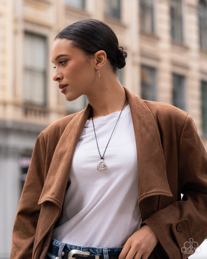 Coastal Callback - black - Paparazzi necklace