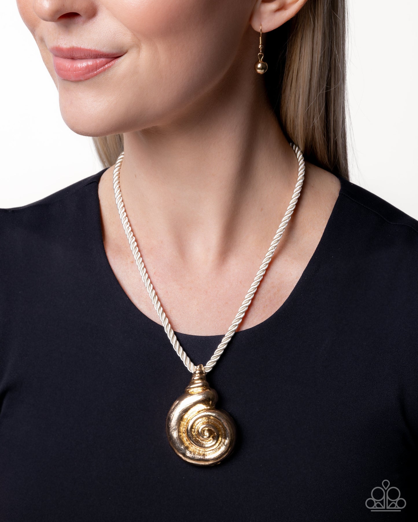 Coastal Chance - gold - Paparazzi necklace