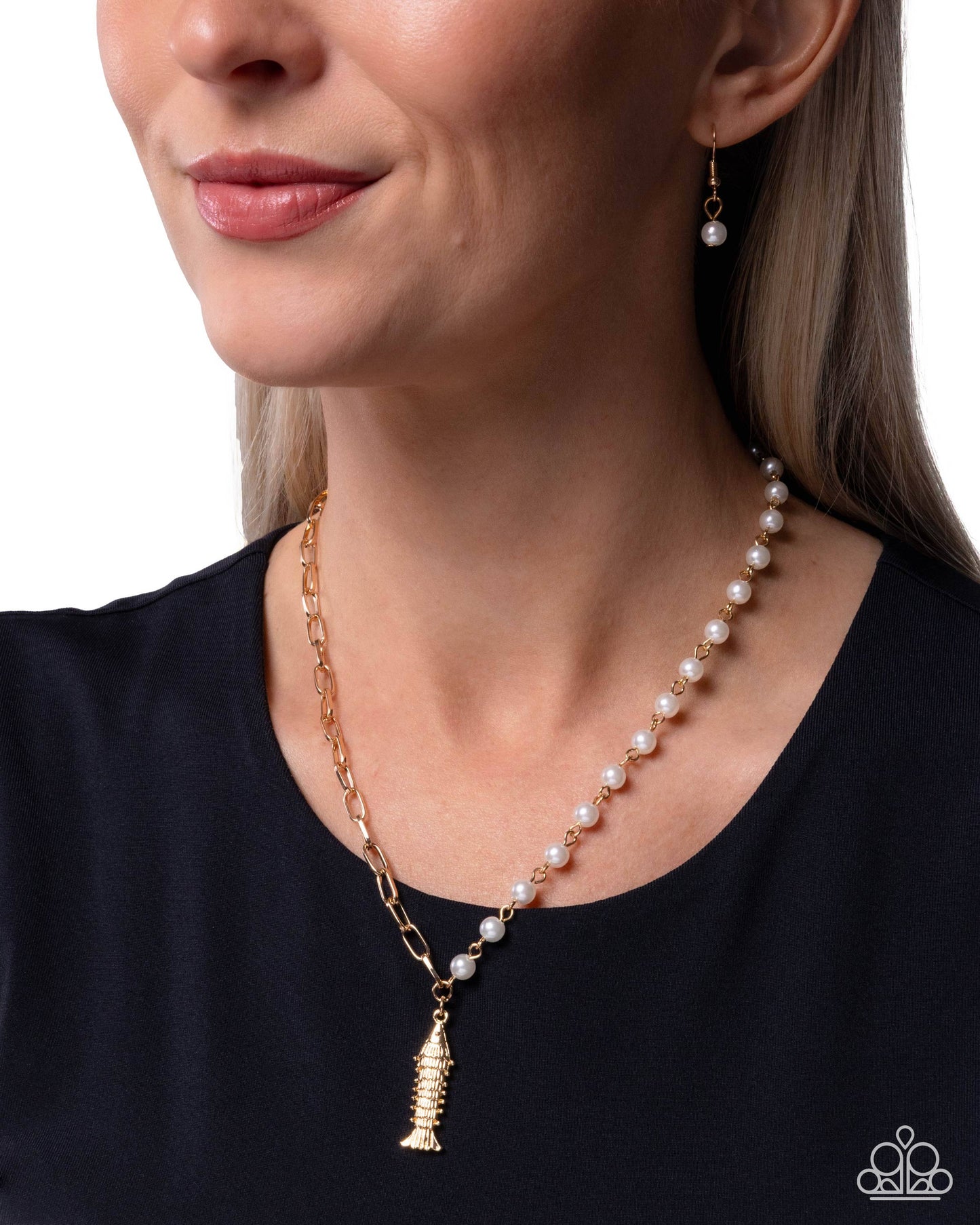 Coastal Corporate - gold - Paparazzi necklace