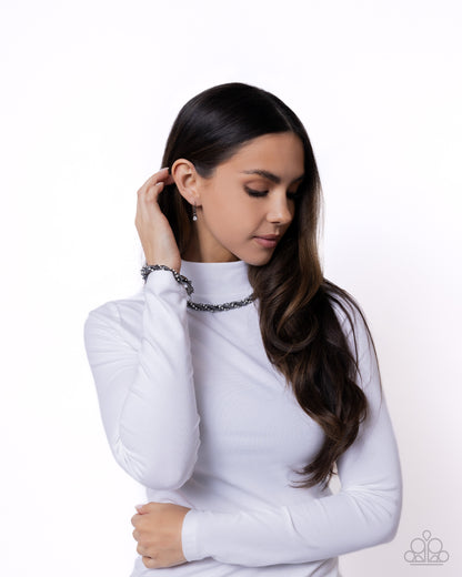 Coiled Champion - black - Paparazzi bracelet