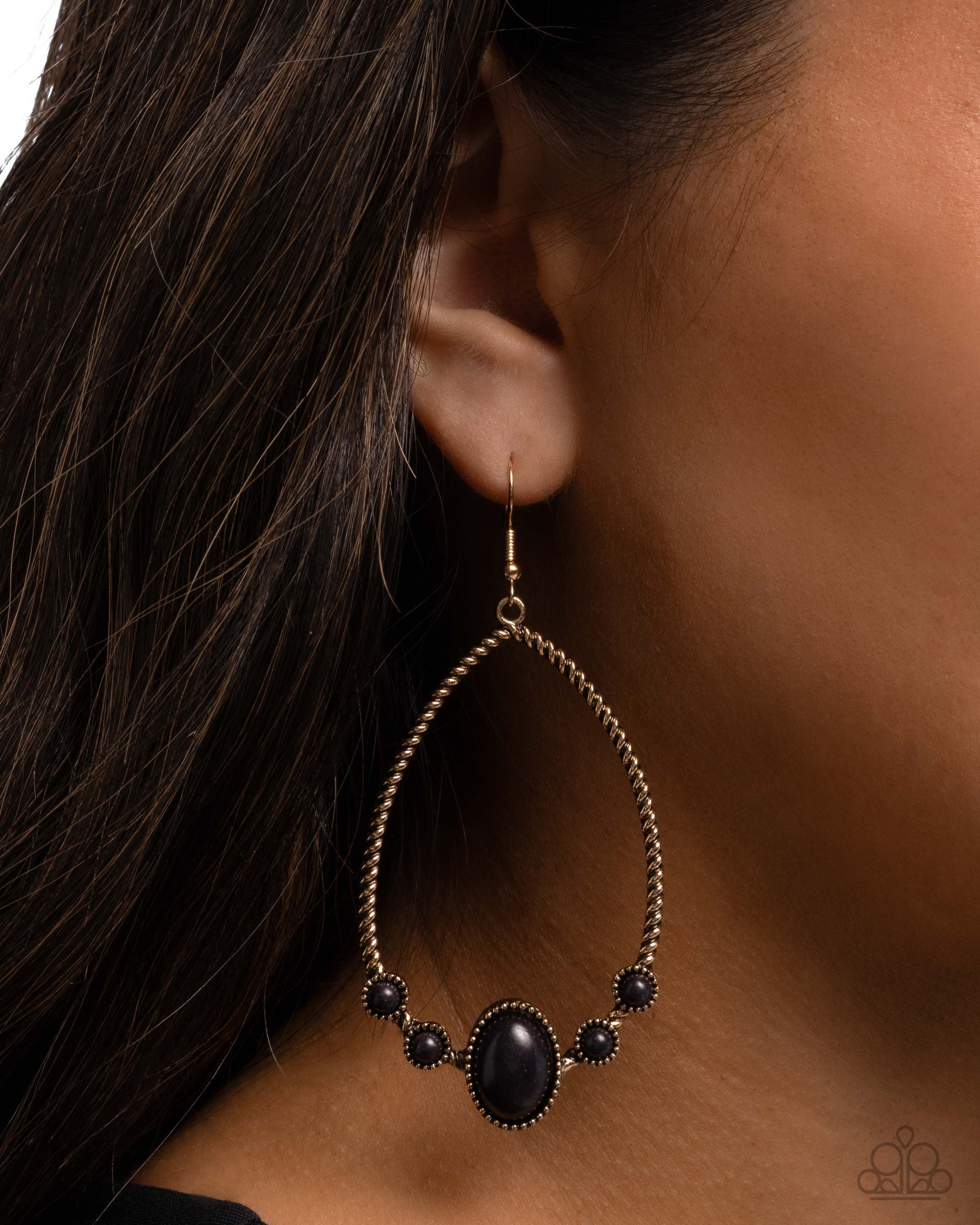 Coiled Craze - black - Paparazzi earrings