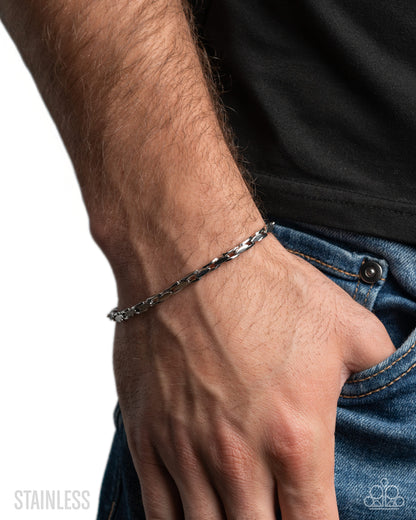 Commanding Character - silver - Paparazzi MENS complete set