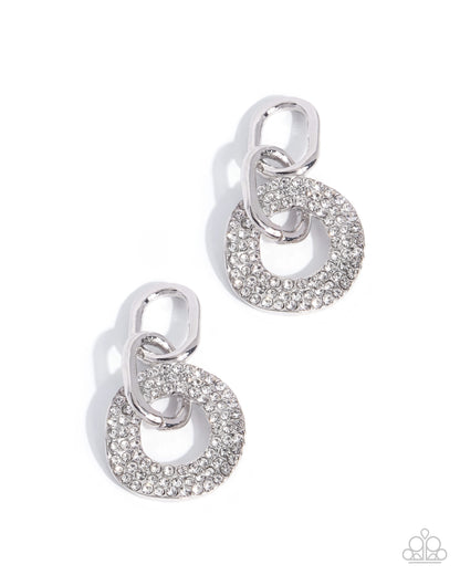 Comparable Chic - white - Paparazzi earring charm