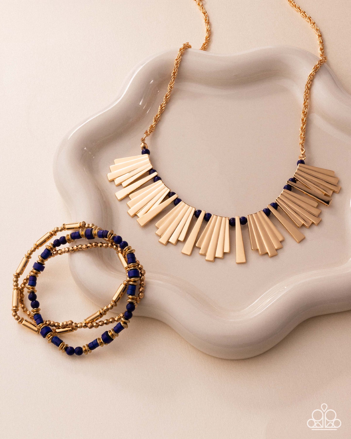 Complete Couture - gold - Paparazzi complete set