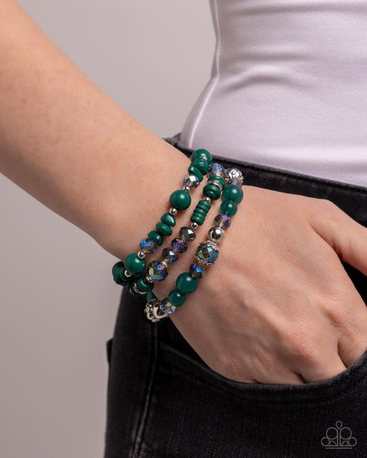Complimentary Chic - green - Paparazzi bracelet