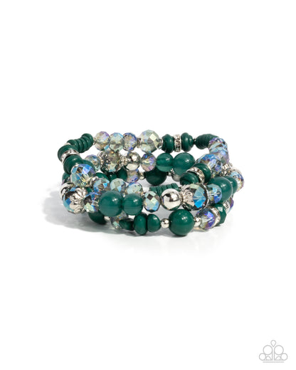 Complimentary Chic - green - Paparazzi bracelet