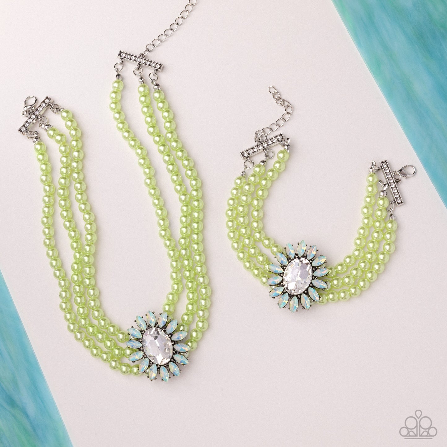 Opulent Observation - green - Paparazzi necklace