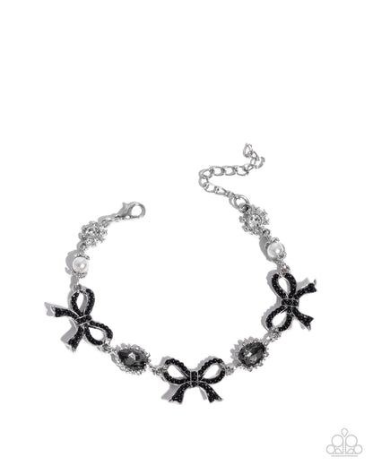 Coquette Caliber - black - Paparazzi bracelet