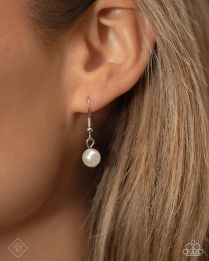 Cordially Chic - white - Paparazzi necklace