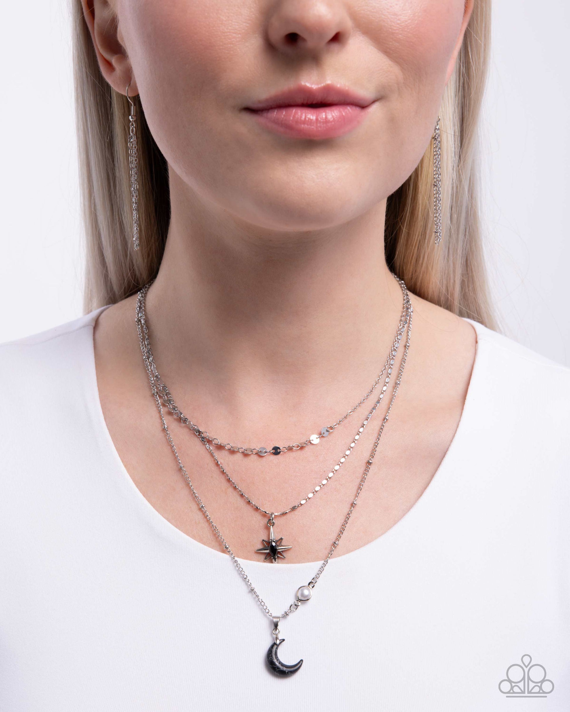 Cosmic Clinch - black - Paparazzi necklace