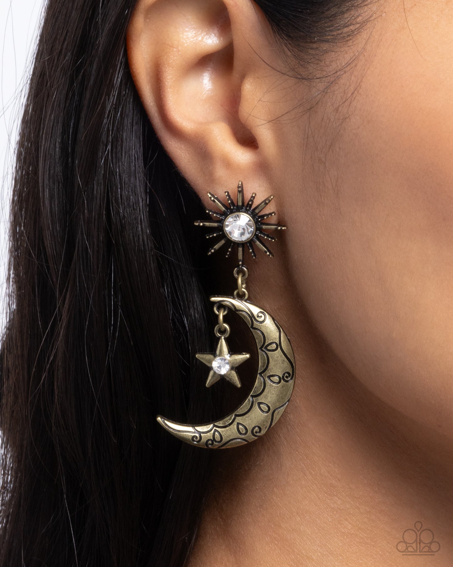 Cosmic Cutie - brass - Paparazzi earrings
