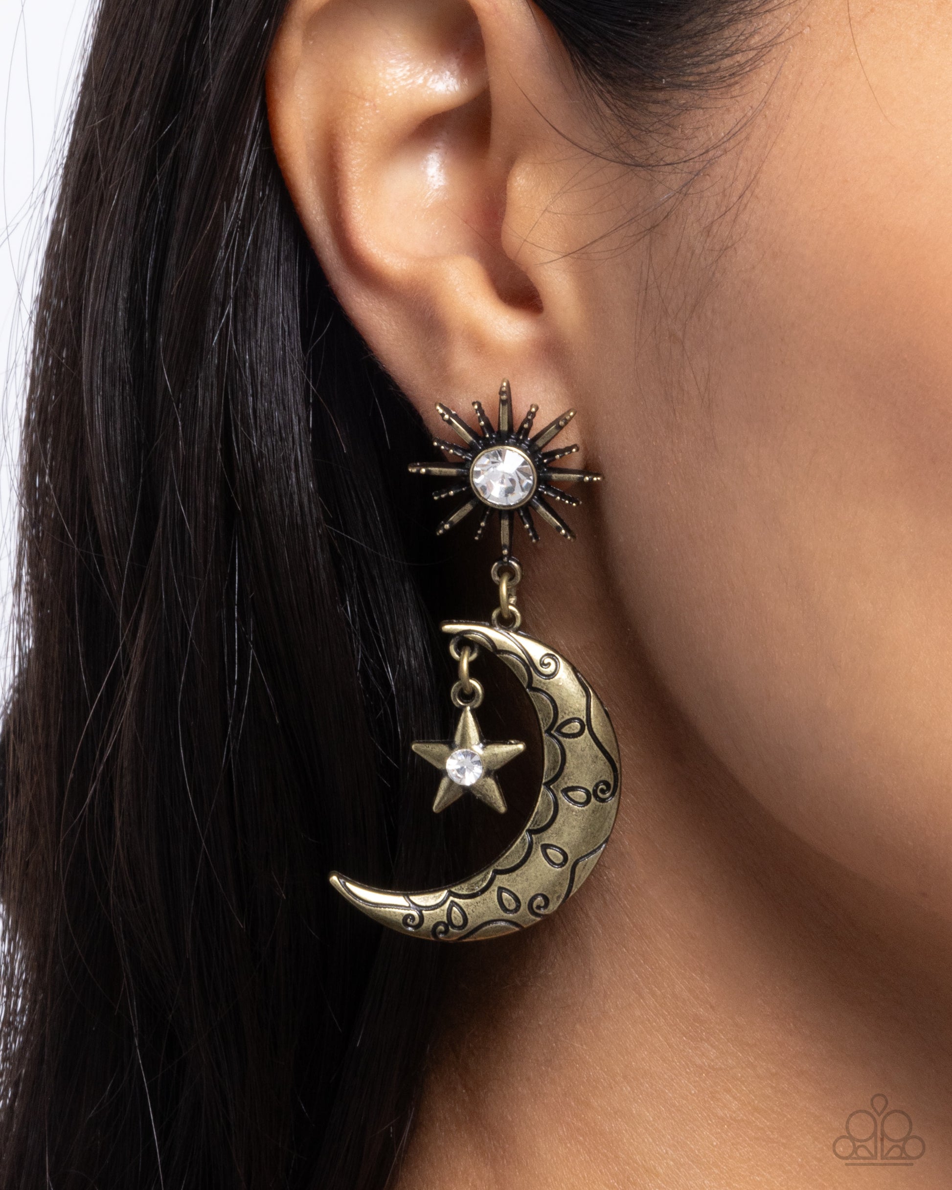 Cosmic Cutie - brass - Paparazzi earrings