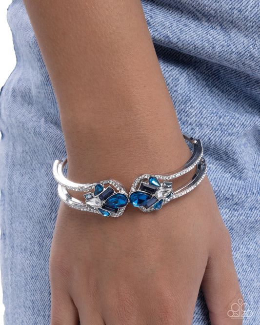 Cosmopolitan Catwalk - blue - Paparazzi bracelet