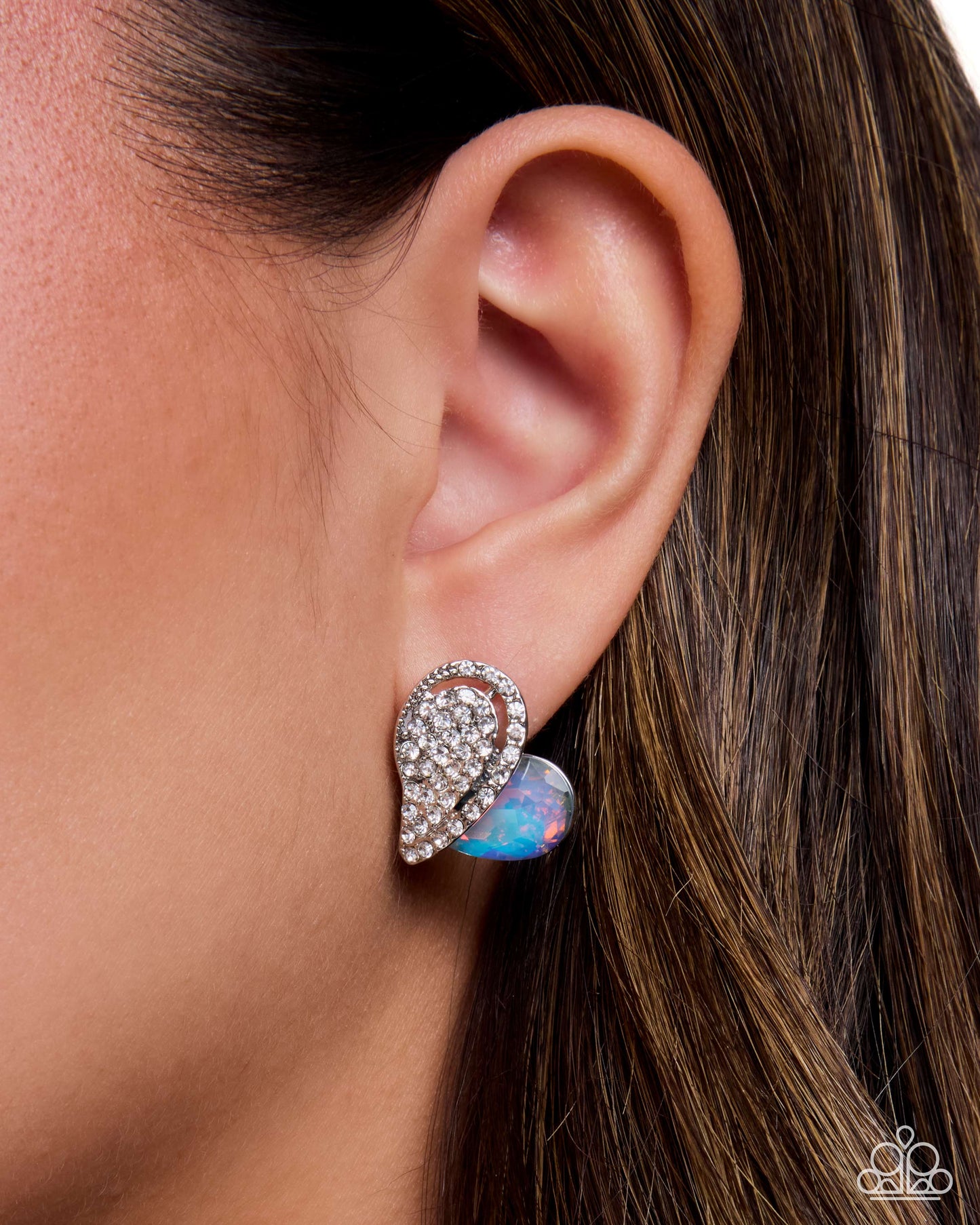 Courting Cadenza - silver - Paparazzi earrings