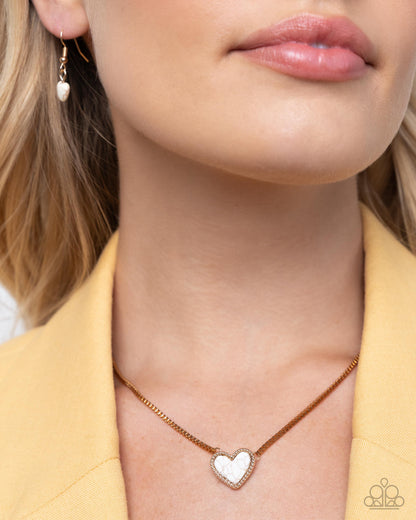 Courting Calypso - gold - Paparazzi necklace