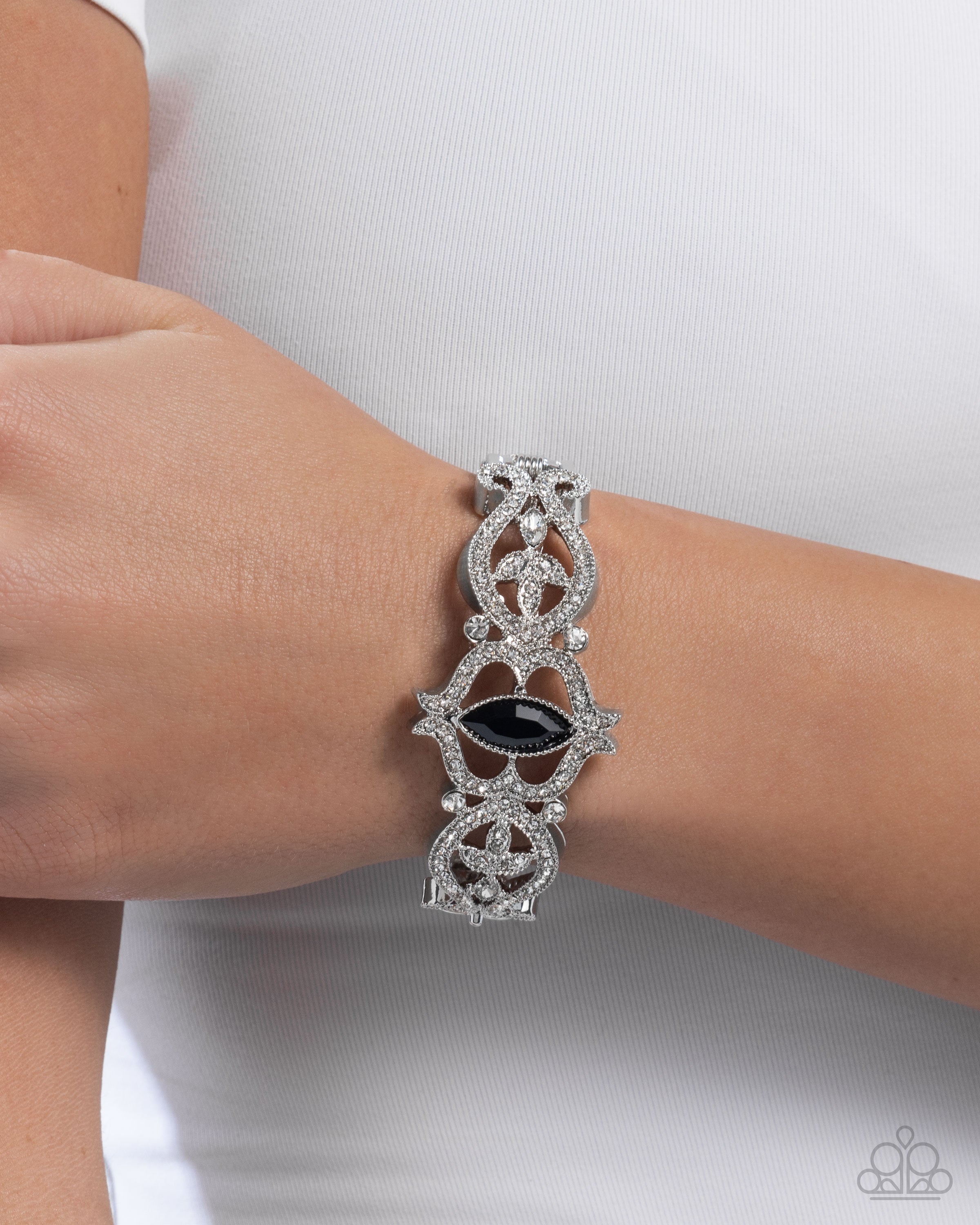 Courtly Coquette - black - Paparazzi bracelet – JewelryBlingThing
