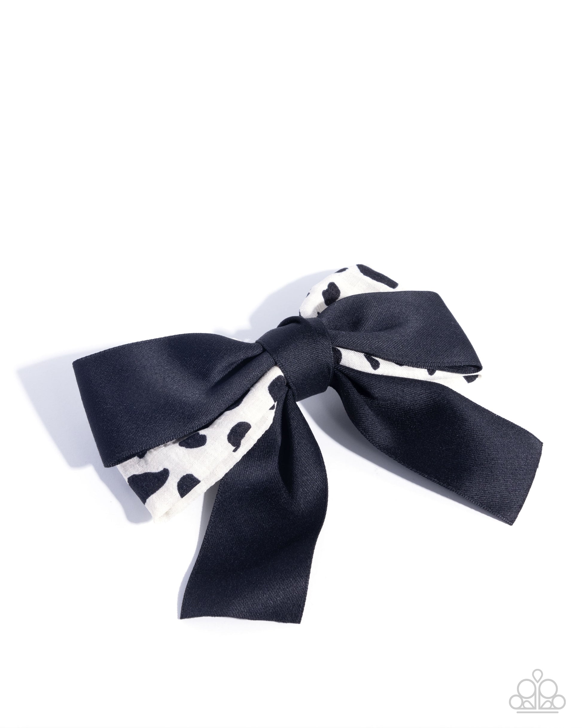 Cow Chic - white - Paparazzi hair clip