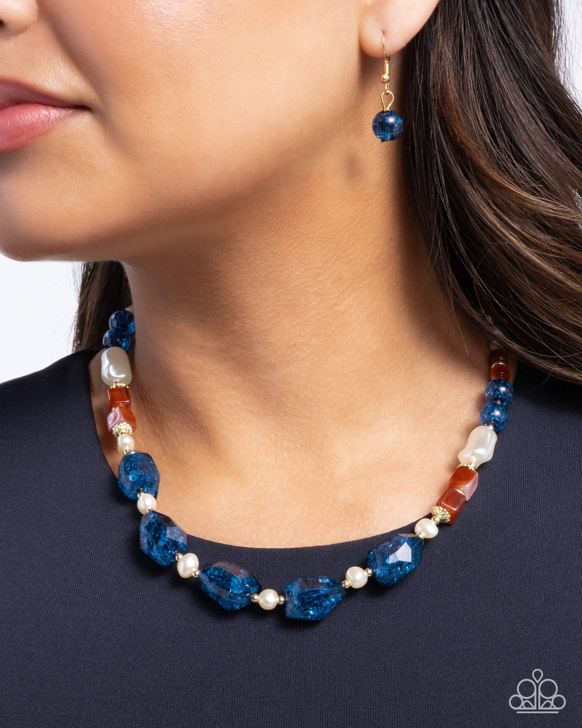 Crackling Chic - blue - Paparazzi necklace