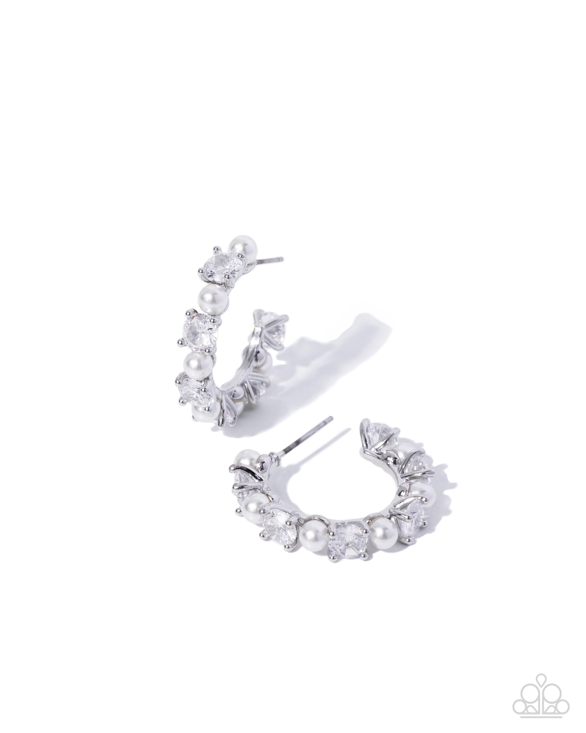 Crowning Class - white - Paparazzi earrings