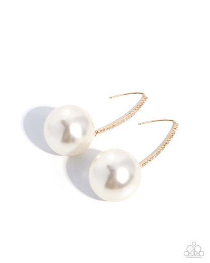 Cultured Class - gold - Paparazzi earrings